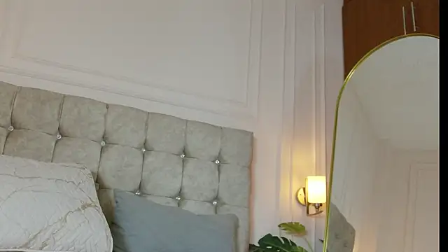 XXMILE's cam snapshot