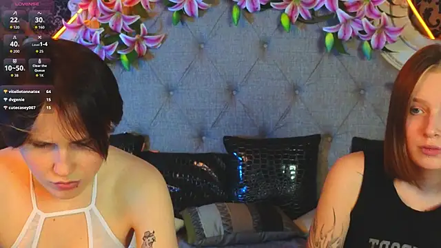 Girls_Fingers live sex cam