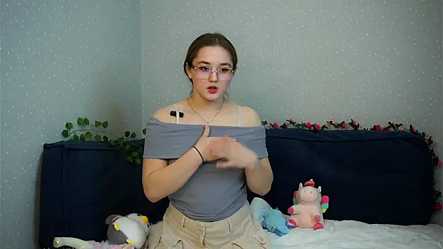 CleotildeBijan live sex cam