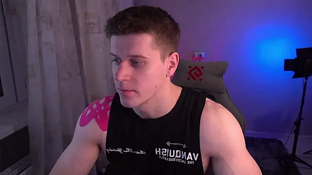 Bruno_Banani live sex cam