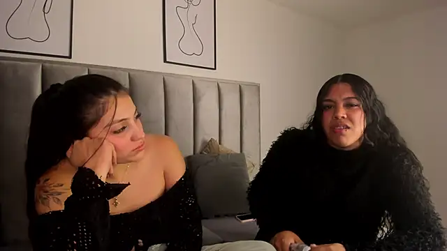 Kyla_Left's cam snapshot