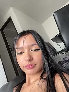 emily_oc's cam snapshot