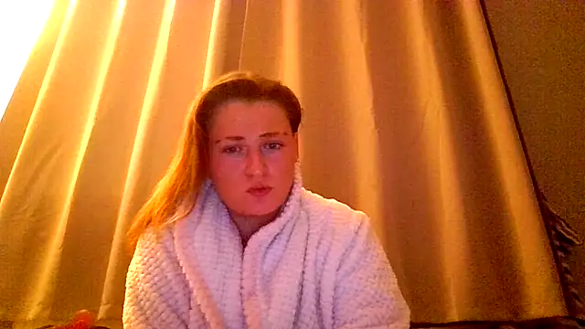 RUBY-ROSE-SWINGS's cam snapshot