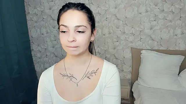 JolynnLavelli's cam snapshot