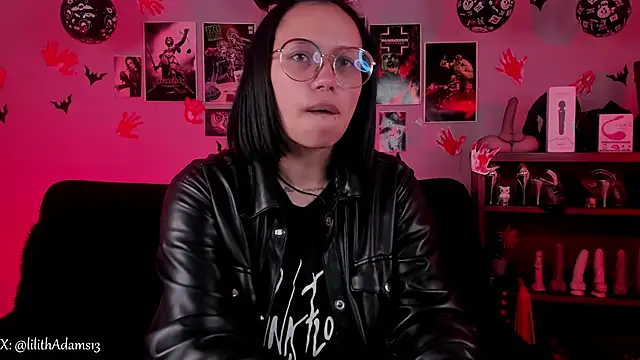 lilith-deveraux live sex cam