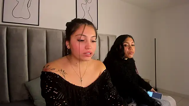 Kyla_Left's cam snapshot