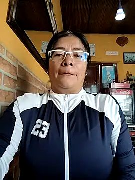 __valentina18 live sex cam