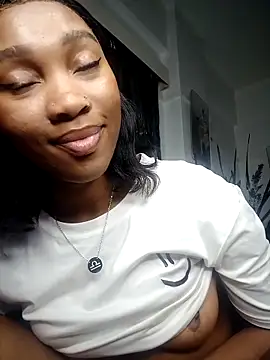 Hannah_107 live sex cam