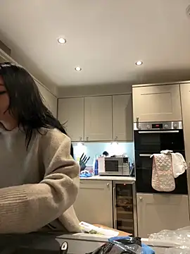 BELLABLACKXUK live sex cam