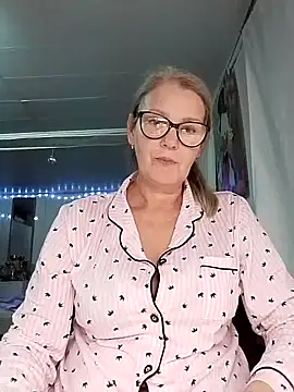 irinamaux live sex cam