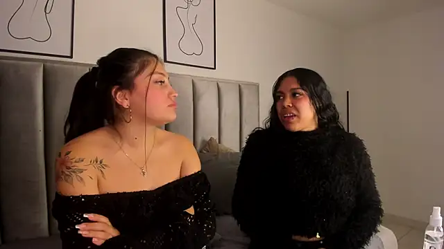 Kyla_Left's cam snapshot