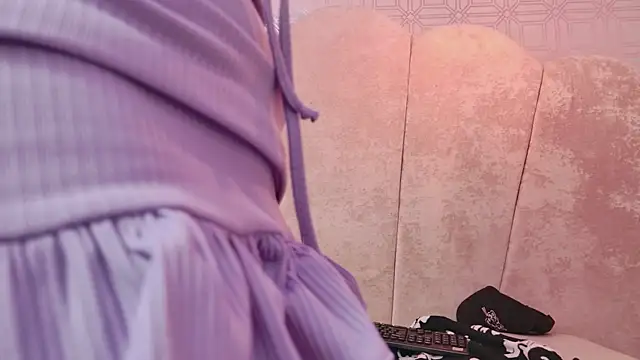 CharlotteandTaylorr's cam snapshot