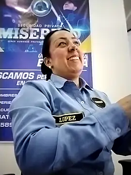 CRISTAL__11's cam snapshot