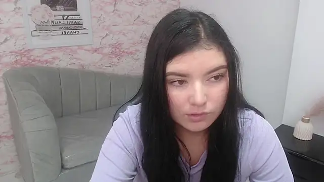 sarah_rouse_t_'s cam snapshot