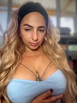 sammyqueenx21's cam snapshot