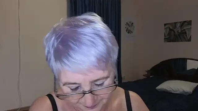 Sandra_Snowflake live sex cam