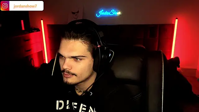 JordanShow's cam snapshot