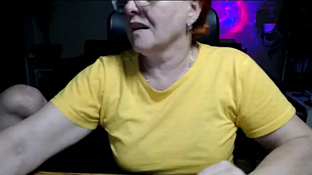 JoannaAndNeighbour live sex cam