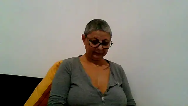 roseblak42's cam snapshot