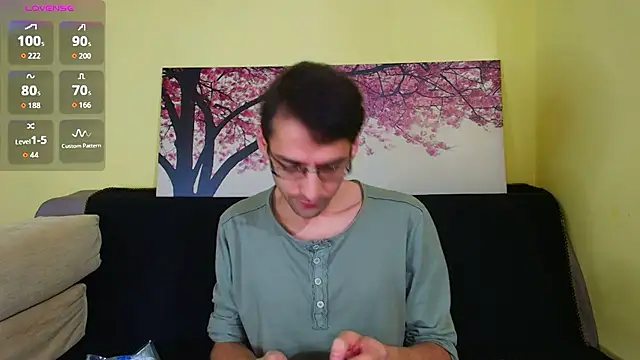 HungEddy's cam snapshot