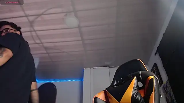 Chrys_harris77's cam snapshot