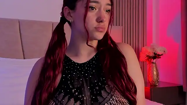 Victoria_Beaumont live sex cam