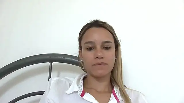 SamanthaWatson live sex cam