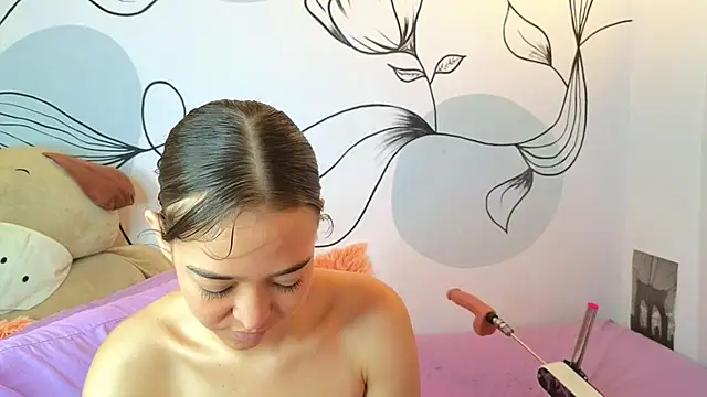 SERAFINA_'s cam snapshot