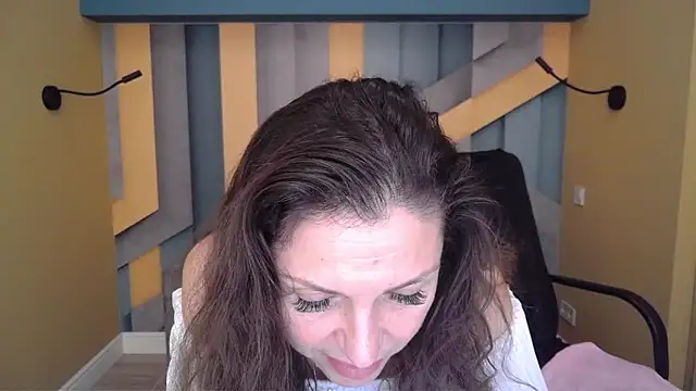 EllaLong live sex cam