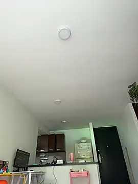 SugarTroubl33 live sex cam