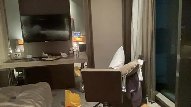 petitebeauty's cam snapshot