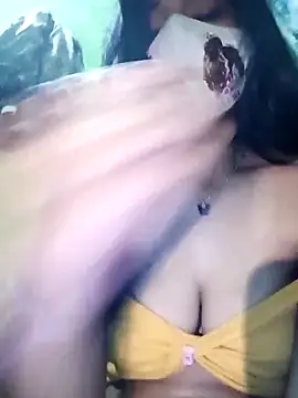 Your_Favourite_Madhuri's cam snapshot