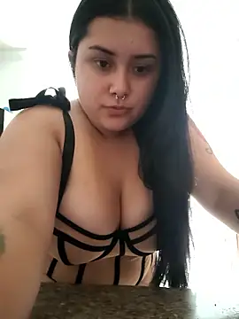 CurvyNoir's cam snapshot