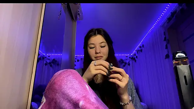 CutieSlim's cam snapshot