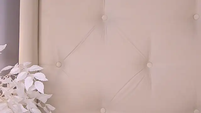 ur_wet_dreams live sex cam