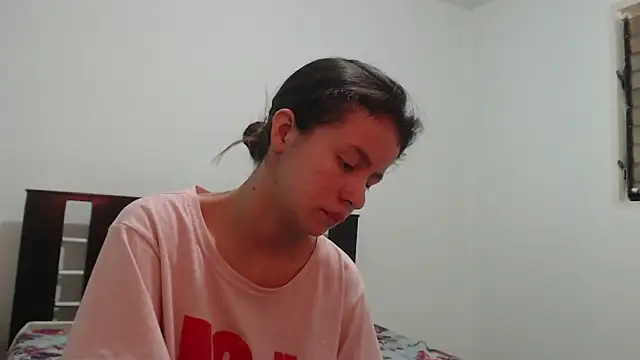 nathaly_jones_'s cam snapshot