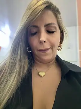 _Abril-Office1 live sex cam