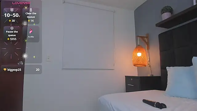 natalie_esmith's cam snapshot