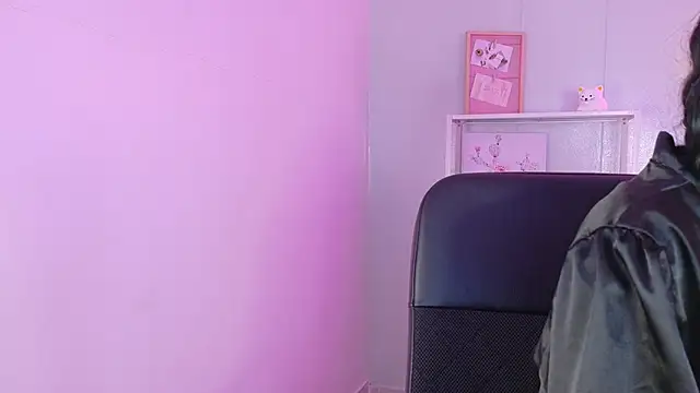 Taylorsmitth_'s cam snapshot