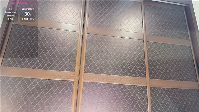 yuer2563 live sex cam