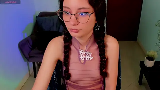 Krysten_Riter's cam snapshot