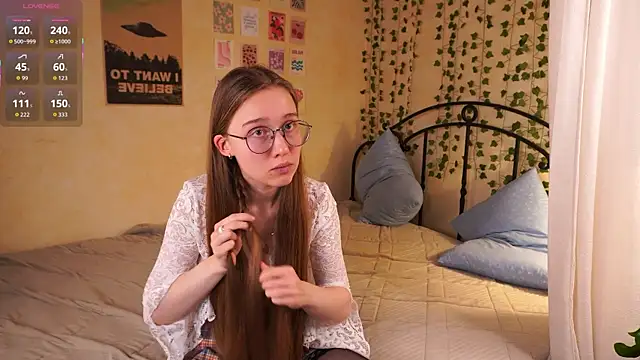 ArianaSweazy's cam snapshot