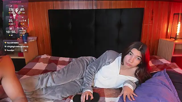 CuteButHarder's cam snapshot