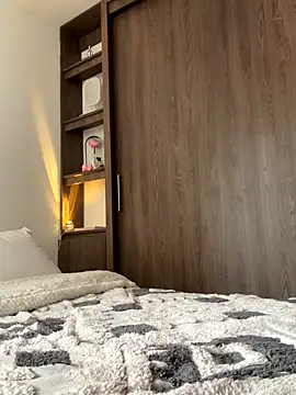 Lu090_'s cam snapshot