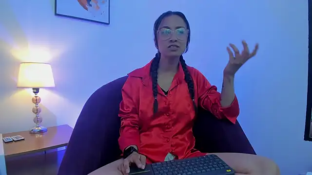 bravepetunia's cam snapshot