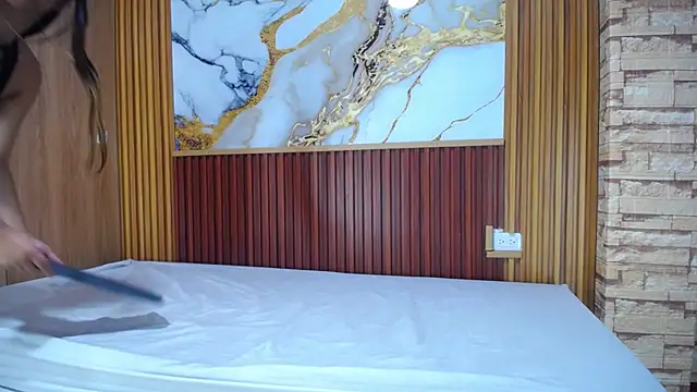 martinasmith303av's cam snapshot