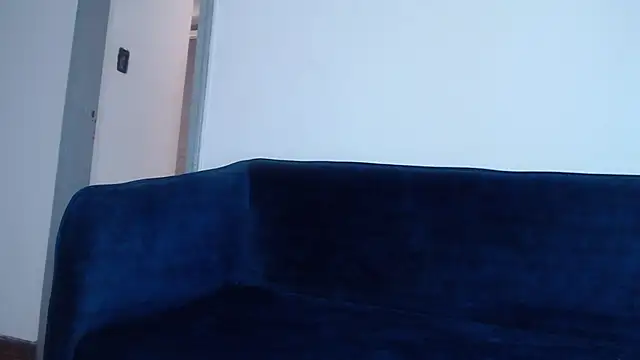 CrystalBlazee's cam snapshot