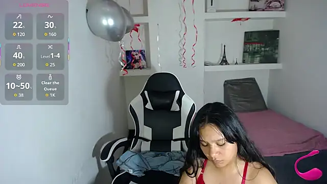 Charis_21's cam snapshot