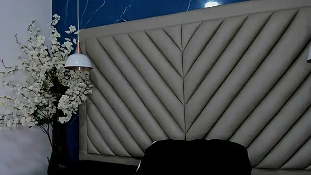 Ibbie_drastic's cam snapshot