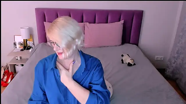 sabrinamacmarren's cam snapshot